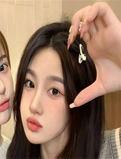 老婆中文字幕_我的老师苏叔阳_最美女人